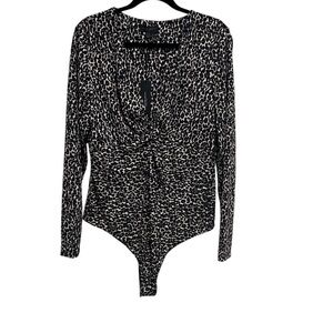 Donna Karan New York Long Sleeve Bodysuit Animal Print Womens Size XL V Neck NWT